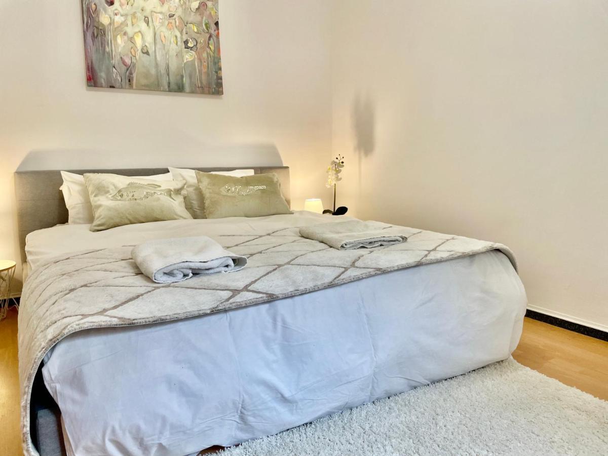 Apartament Warsaw Concierge Wola Ratusz Zewnętrze zdjęcie
