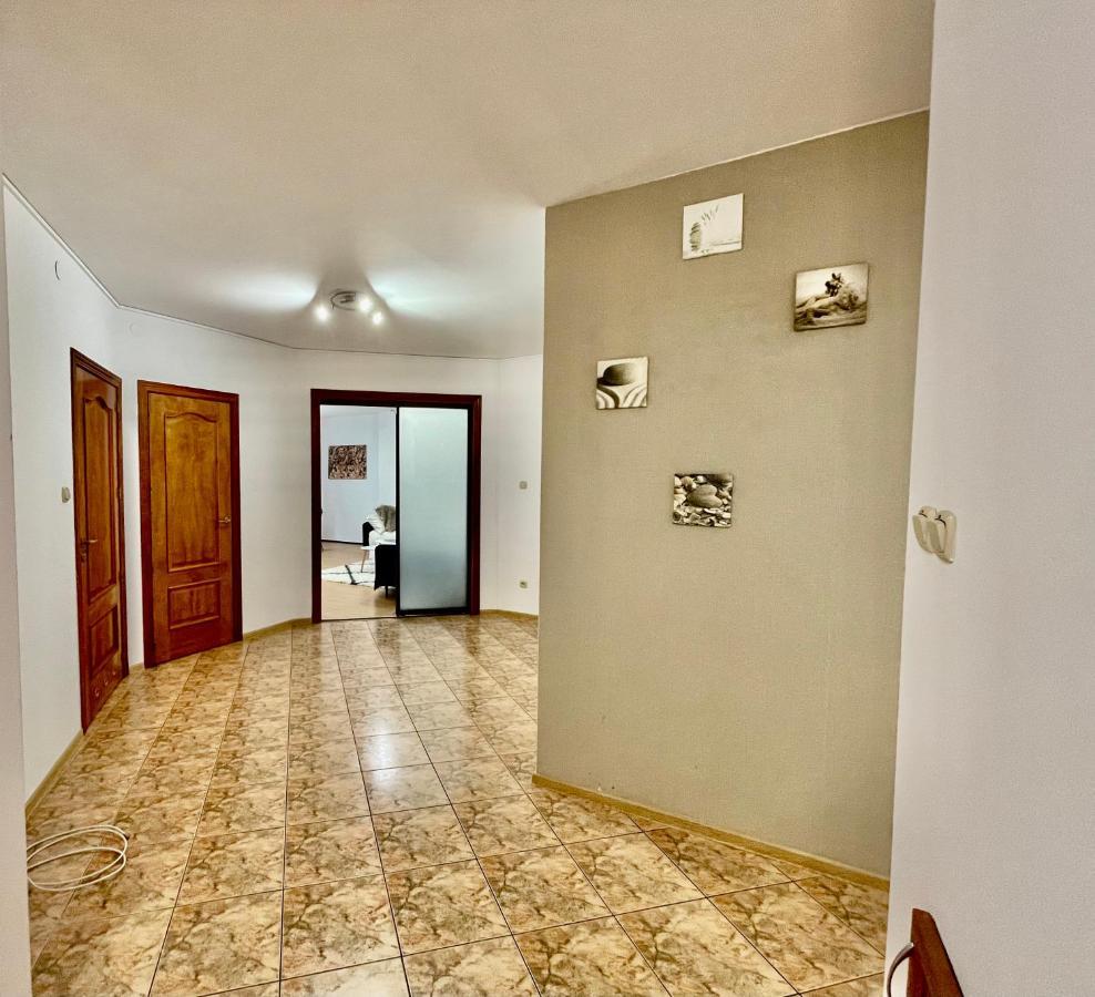 Apartament Warsaw Concierge Wola Ratusz Zewnętrze zdjęcie
