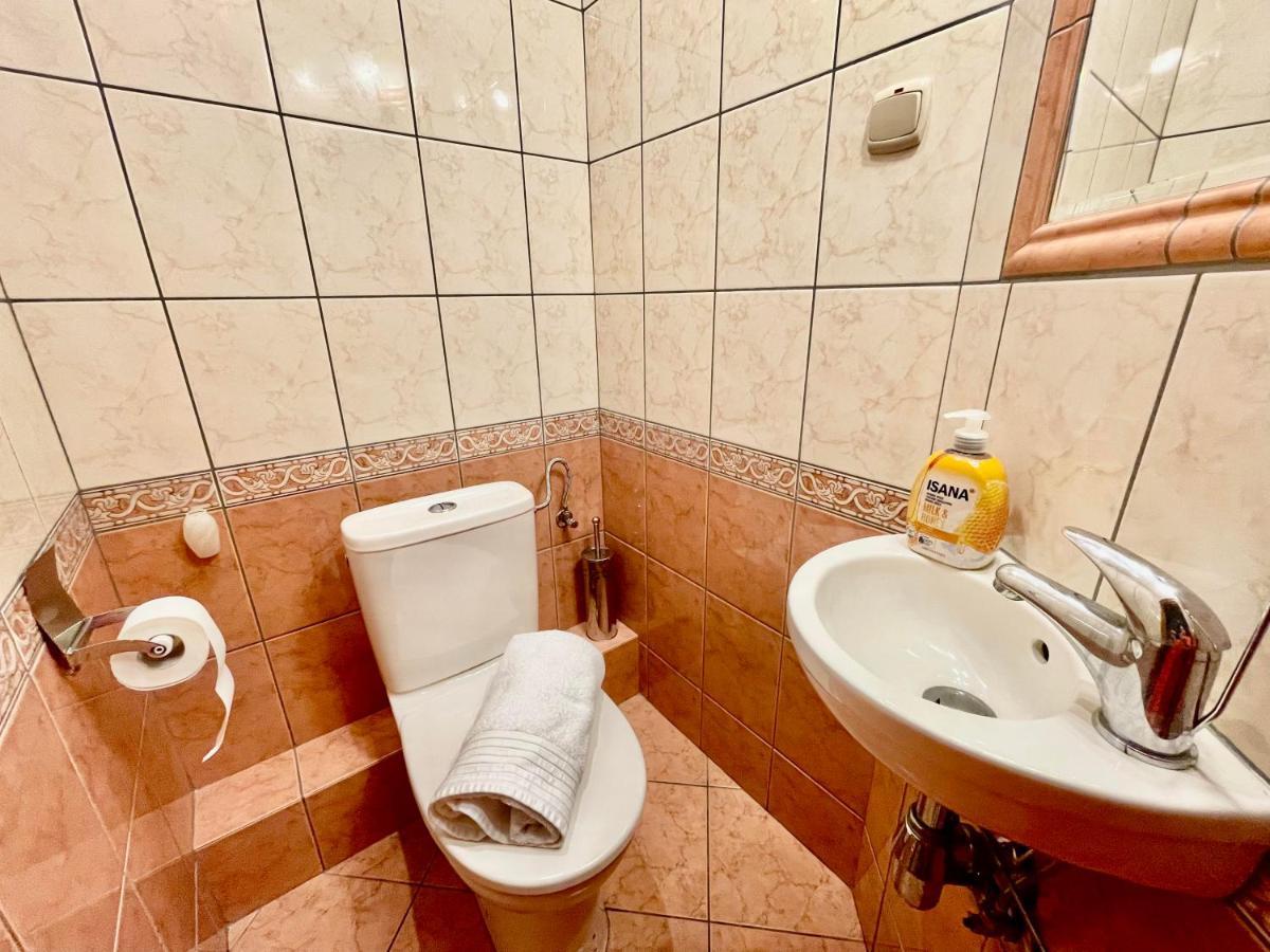 Apartament Warsaw Concierge Wola Ratusz Zewnętrze zdjęcie
